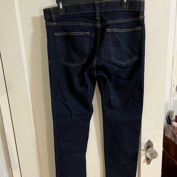 Old navy men’s skinny jeans - Picture 3 of 4